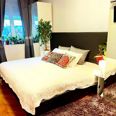 Margarit Spot Apartman *